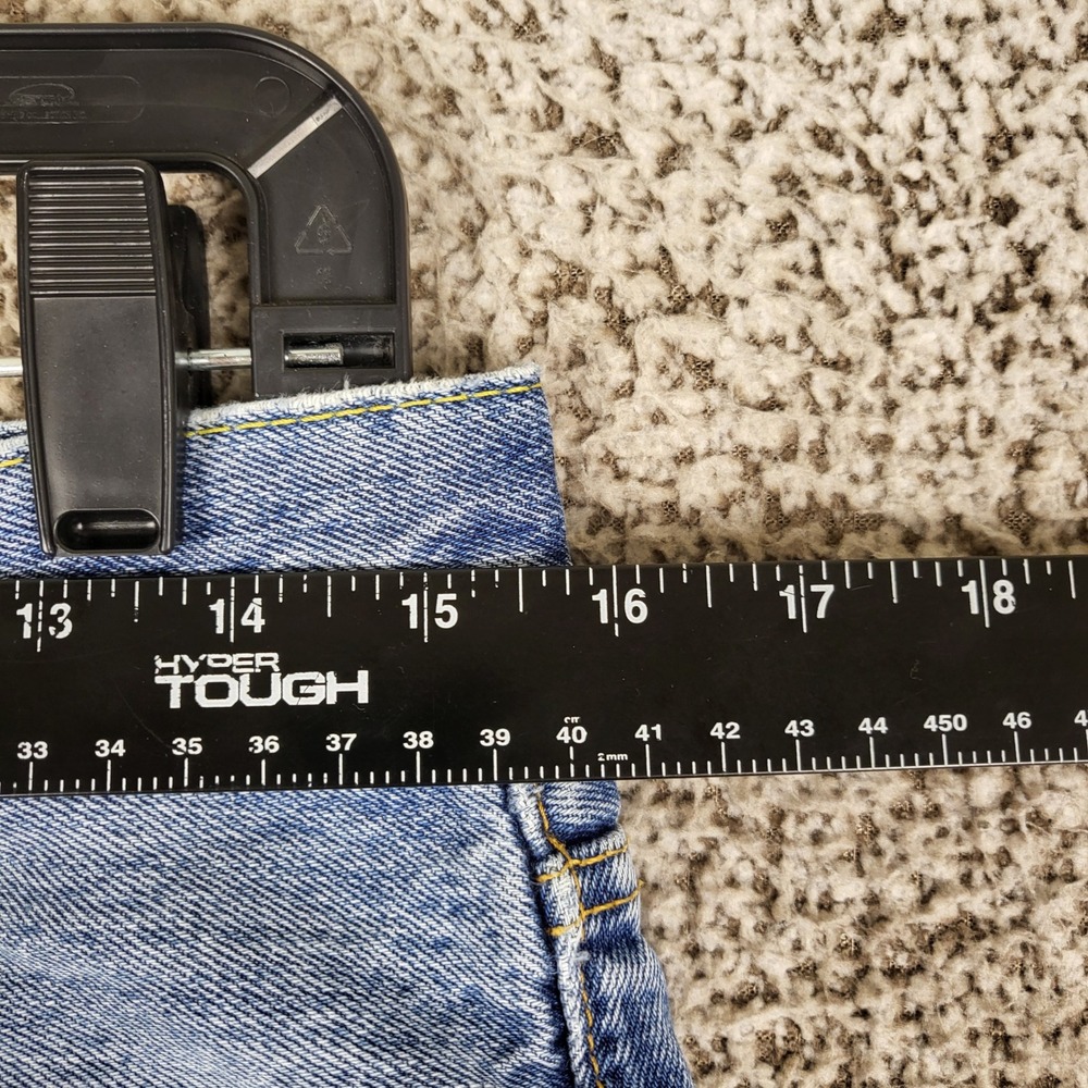 Levi's 550 Relaxed Fit‎ Jeans Mens W32 L30 Light Wash Denim Blue Distressed - Picture 6 of 12